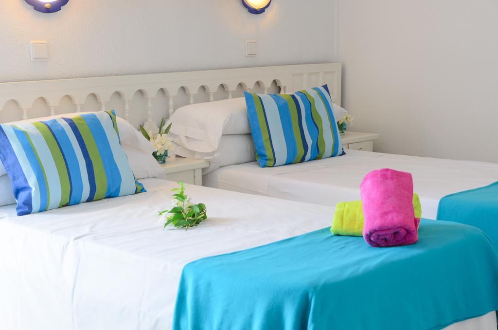 La Crisalida Retreats Hotel El Albir Room photo