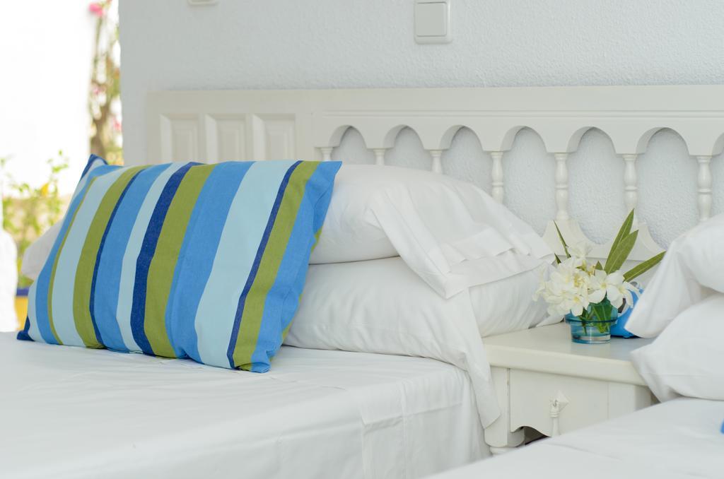 La Crisalida Retreats Hotel El Albir Room photo